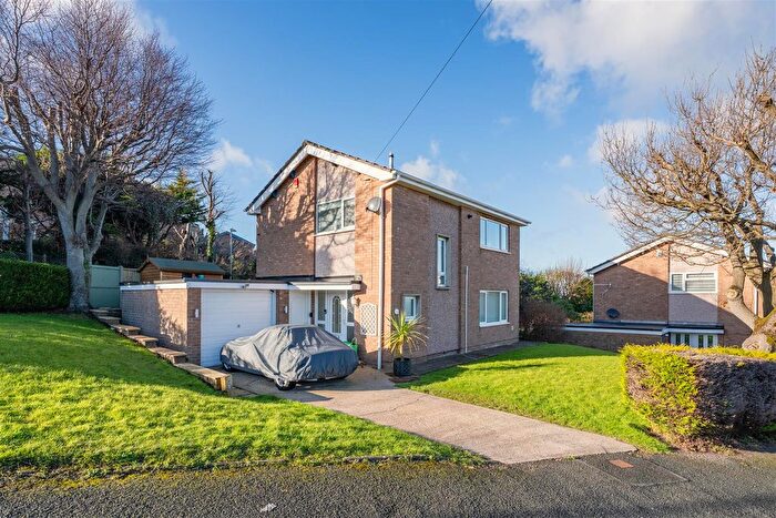 3 Bedroom Detached House For Sale In Highlands Road, Old Colwyn, Colwyn Bay, LL29