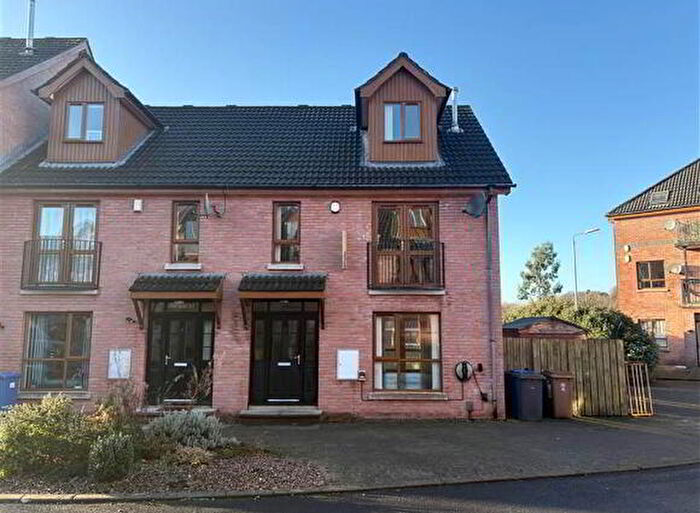 4 Bedroom TownHouse For Sale In Annadale Mews, Belfast, BT7