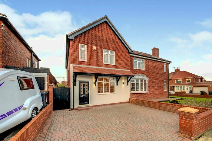 3 Bedroom Semi-Detached House To Rent In Foxton Avenue, North Shields, Tyne And Wear, NE30