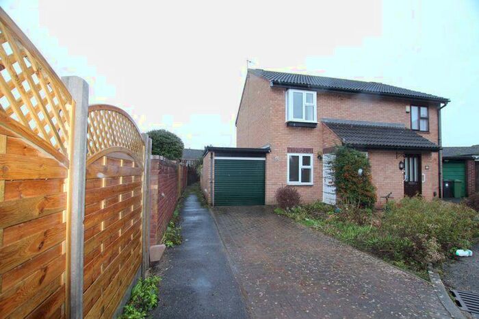 2 Bedroom Semi-Detached House To Rent In Dudley Court, Bristol, BS30