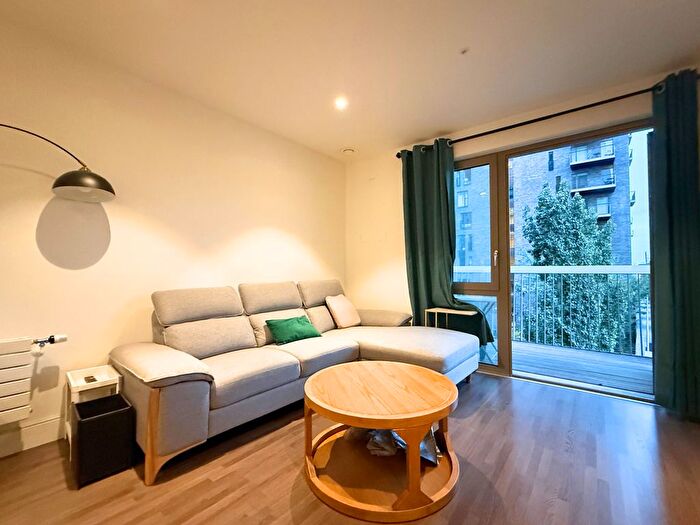 2 Bedroom Flat To Rent In Rathbone Market, London, E16