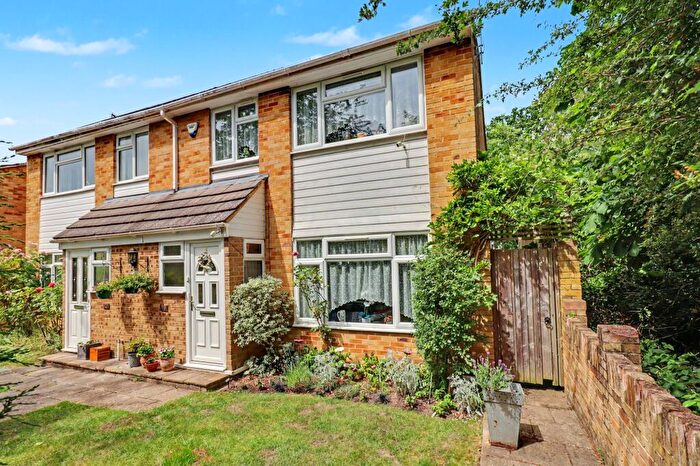 3 Bedroom Semi Detached House For Sale In Foxwarren, Claygate, KT10
