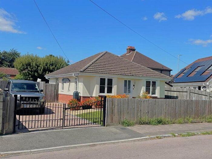 2 Bedroom Bungalow To Rent In India Avenue, Salisbury, SP2