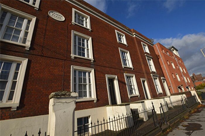 2 Bedroom Maisonette To Rent In Regent Court, Reading, Berkshire, RG1