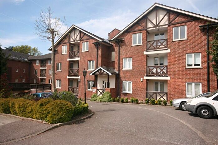 2 Bedroom Flat To Rent In Holden Road, London, N12