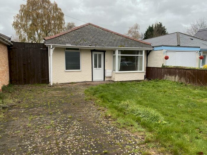 3 Bedroom Bungalow To Rent In Little Green Lanes, Sutton Coldfield, B73