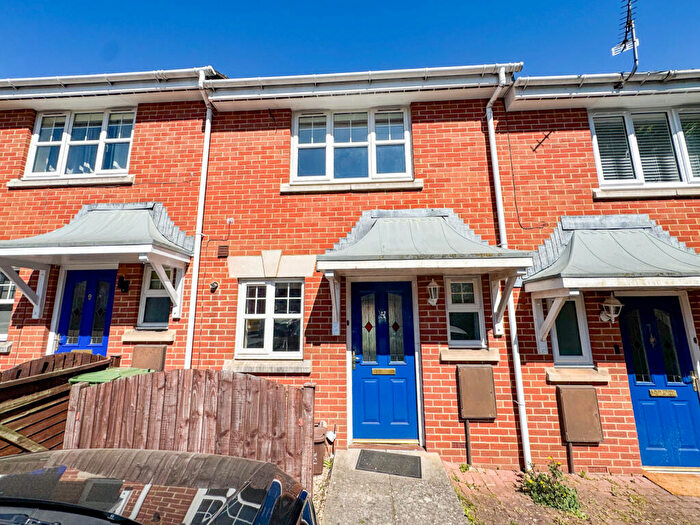 2 Bedroom Terraced House For Sale In Hill Close, Emersons Green, Bristol, BS16