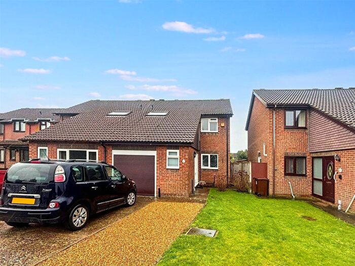 3 Bedroom Semi-Detached House For Sale In Westminster Close, Eastbourne, BN22