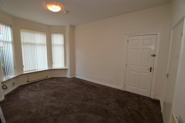 1 Bedroom Flat To Rent In Norman Terrace, Leeds, LS8