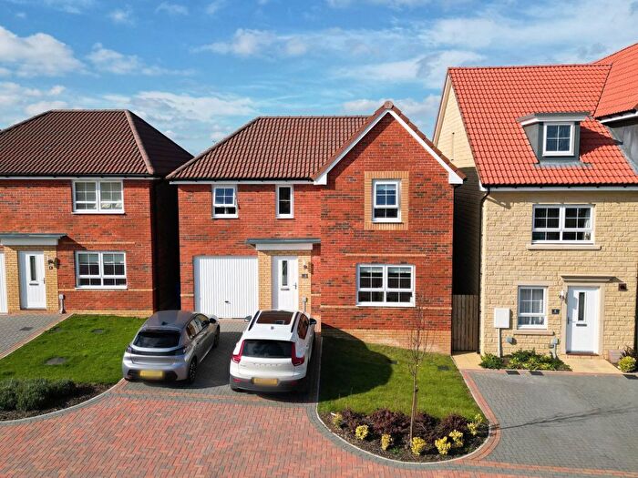 4 Bedroom Detached House For Sale In Corncrake Drive, Whitby, YO22