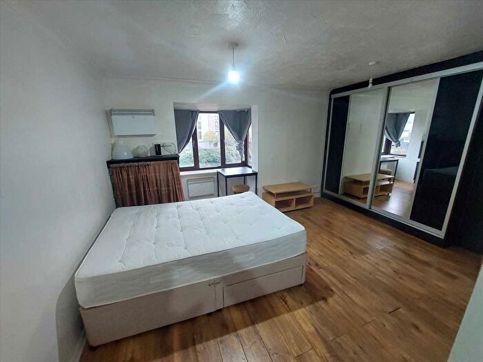 Studio To Rent In Curie Gardens, Pasteur Close, Colindale, NW9