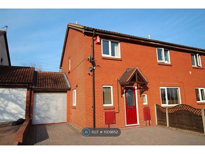 2 Bedroom Semi-Detached House To Rent In Carters Close, Sutton Coldfield, B76
