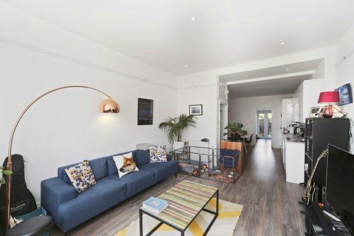1 Bedroom Flat To Rent In Hurlingham Road, Fulham, SW6