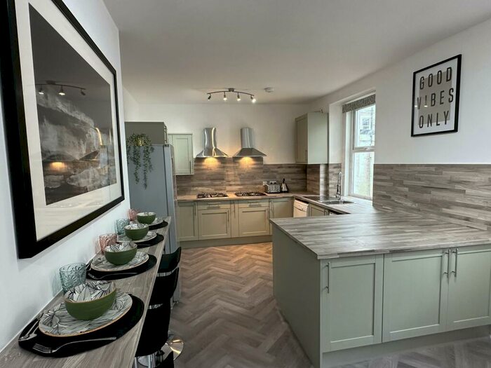 7 Bedroom House To Rent In Armada Street, North Hill, Plymouth, PL4