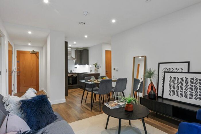 2 Bedroom Flat To Rent In , Castle Street, Bristol, BS2