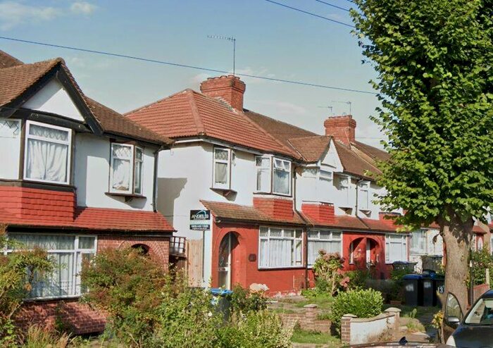 4 Bedroom End Of Terrace House To Rent In Latymer Road, London, N9