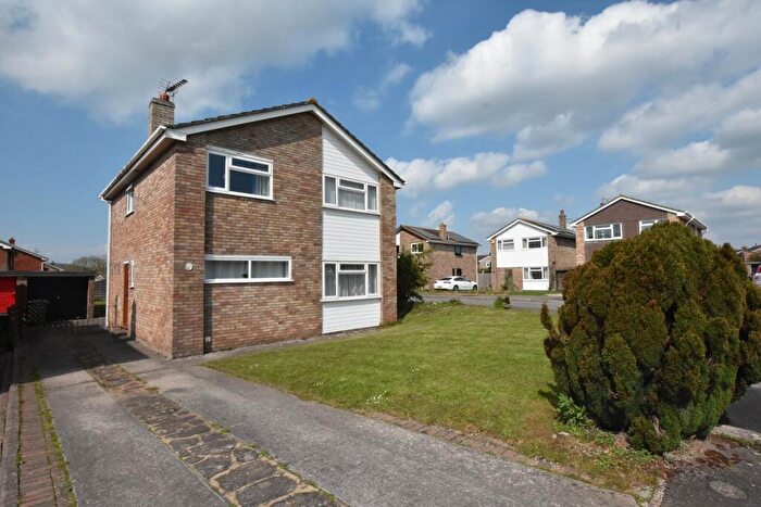 4 Bedroom Detached House For Sale In Blakeney Grove, Nailsea, BS48