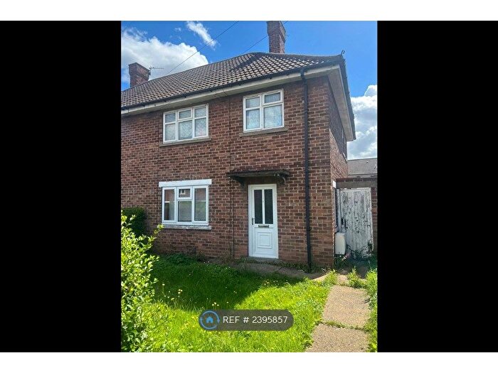 3 Bedroom Semi-Detached House To Rent In Sandringham Road, Cleethorpes, DN35