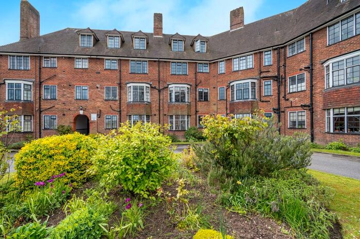 1 Bedroom Flat To Rent In Condor Court, , Guildford, GU2