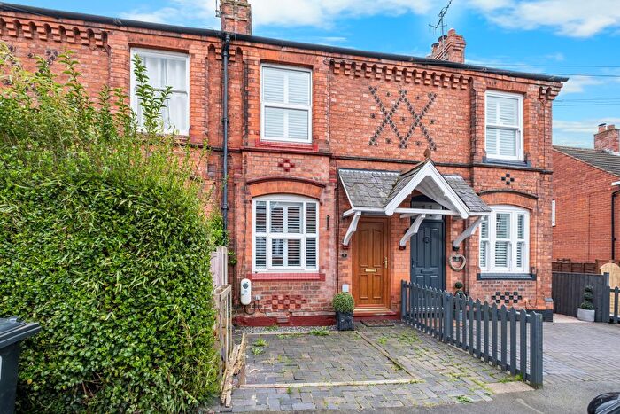 2 Bedroom Terraced House For Sale In Middlefield Road, Bromsgrove, B60