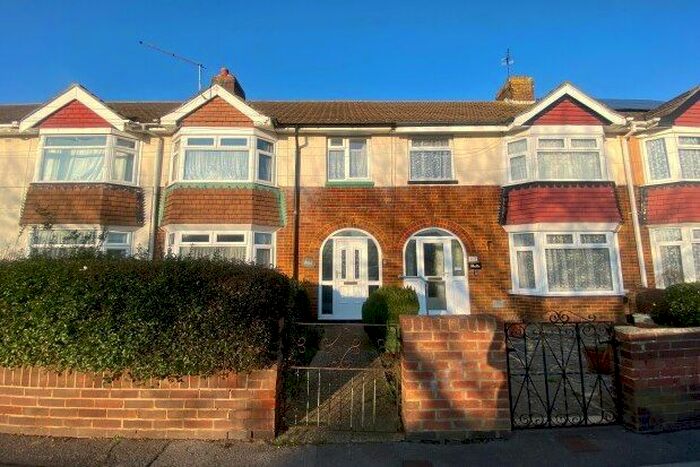 3 Bedroom Property To Rent In Avery Lane, Gosport, PO12
