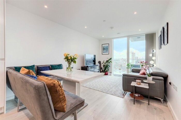 1 Bedroom Flat To Rent In Kitson House, Corsican Square, London, E3