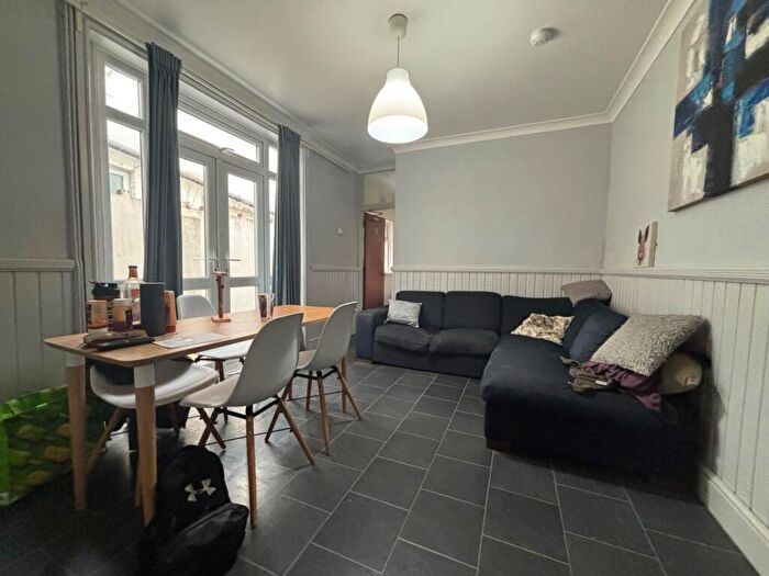 5 Bedroom Terraced House To Rent In Malefant Street, Cathays, CF24