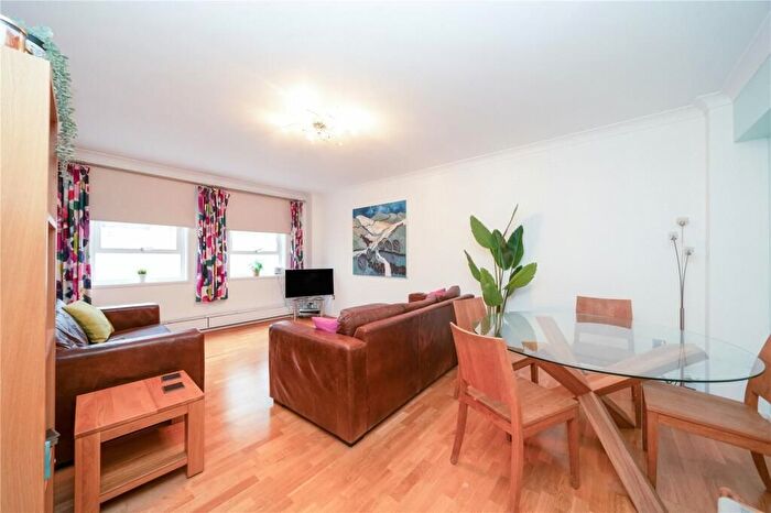 2 Bedroom Flat To Rent In Allsop Place, Marylebone, London, NW1