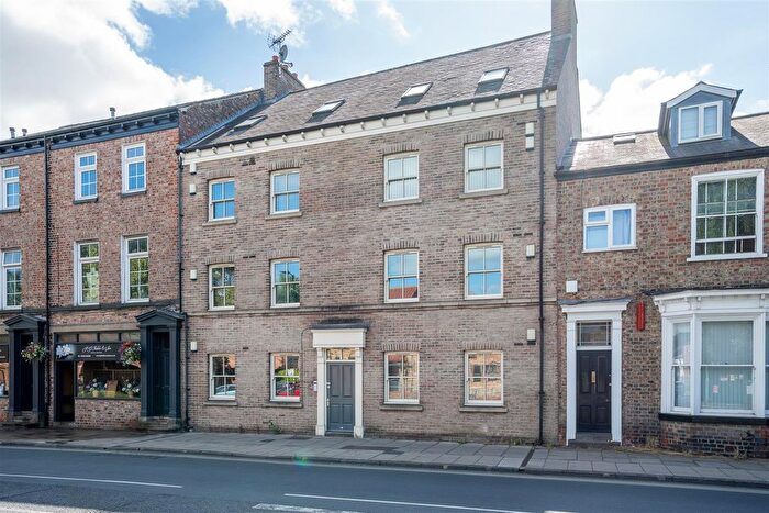 2 Bedroom Flat To Rent In Crossley Court, Clarence Street, York, YO31