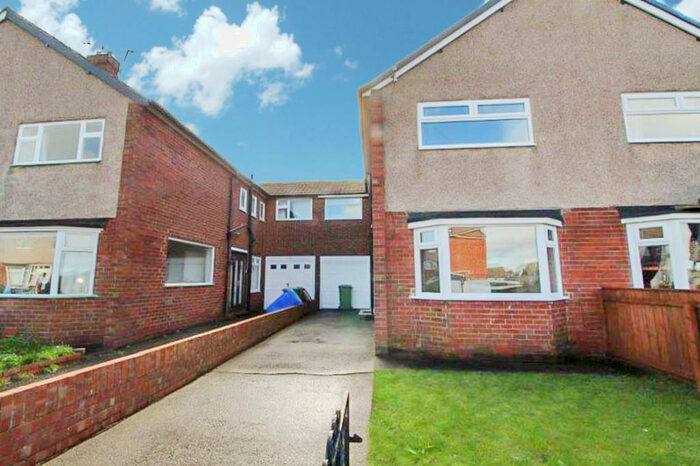 3 Bedroom Semi-Detached House To Rent In Melton Crescent, Seaton Sluice, NE26