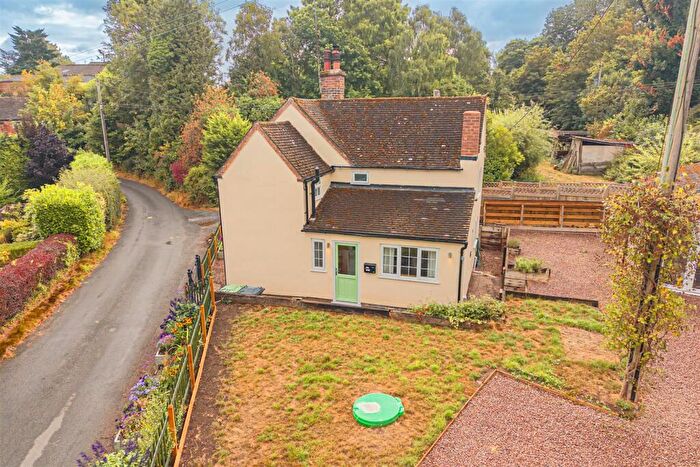 2 Bedroom Cottage To Rent In Hillpool Top, Chaddesley Corbett, DY10
