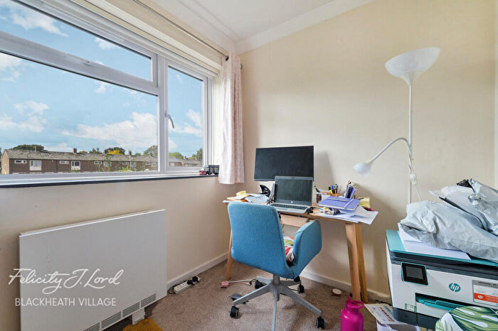 3 Bedroom Terraced House For Sale In Richmount Gardens, London, SE3