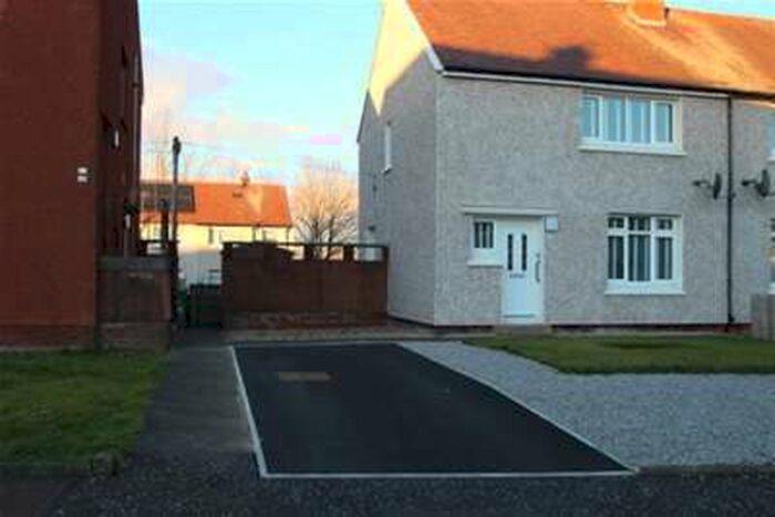 3 Bedroom End Of Terrace House To Rent In Forthview, Stirling, FK7