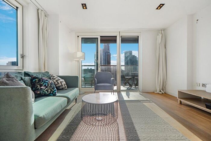 3 Bedroom Apartment To Rent In Avantgarde Tower, London, E1