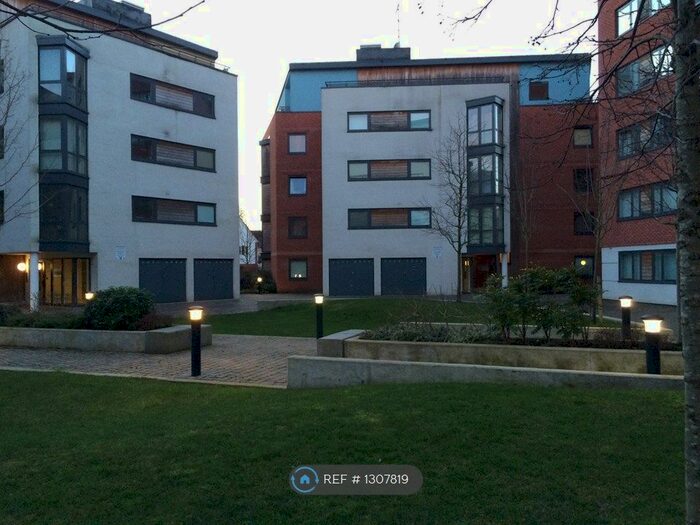 1 Bedroom Flat To Rent In Southwell Park Road, Camberley GU15