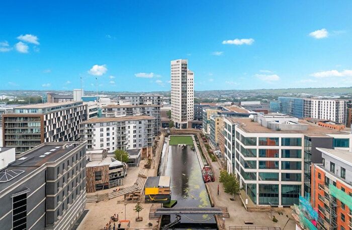 1 Bedroom Flat For Sale In Clarence House, The Boulevard, Leeds, LS10