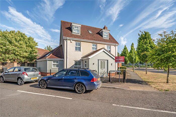 5 Bedroom Detached House For Sale In Selway Drive, Bury St. Edmunds, Suffolk, IP32