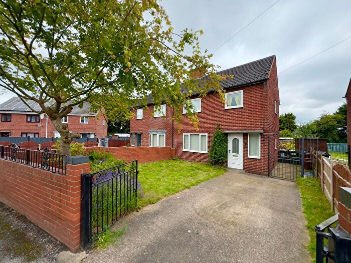 3 Bedroom Semi-Detached House To Rent In Monkspring, Worsbrough, Barnsley, S70