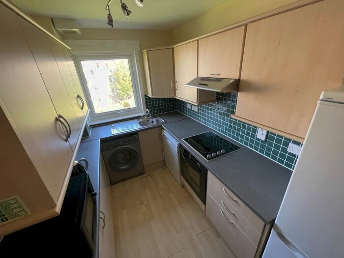 3 Bedroom Flat To Rent In Bank Mill Road, Dundee, DD1