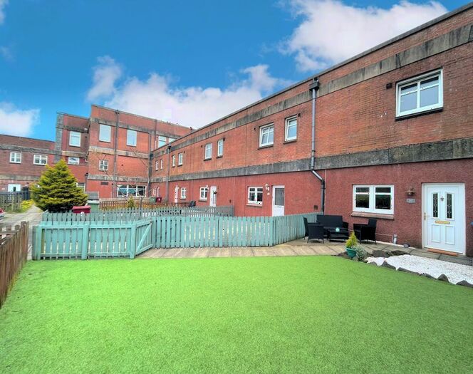 2 Bedroom Terraced House For Sale In Broadside Court, Denny, FK6