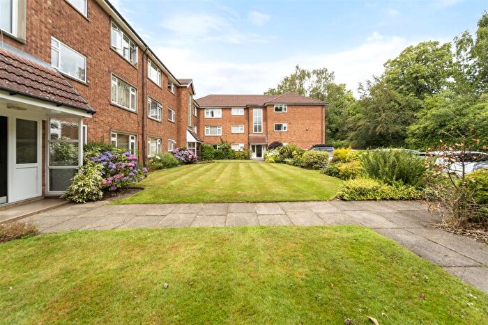 1 Bedroom Apartment For Sale In Moss Lane, Sale, M33