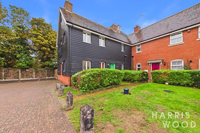 2 Bedroom Flat For Sale In Bellfield Close, Witham, Essex, CM8