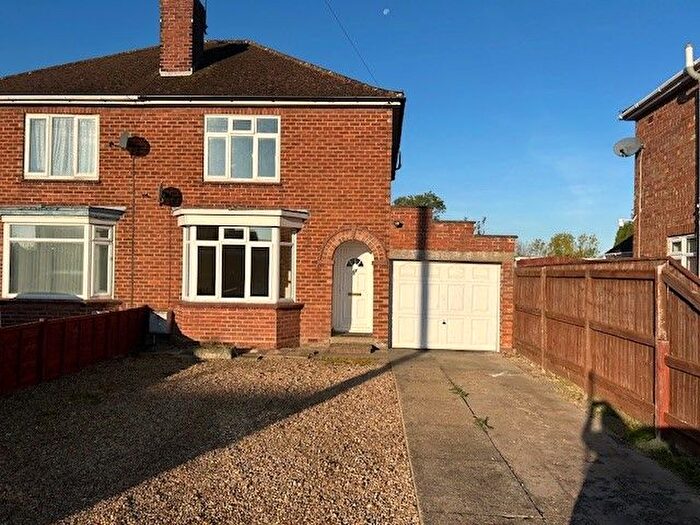 3 Bedroom Semi-Detached House To Rent In Rotten Row, Spalding, PE11