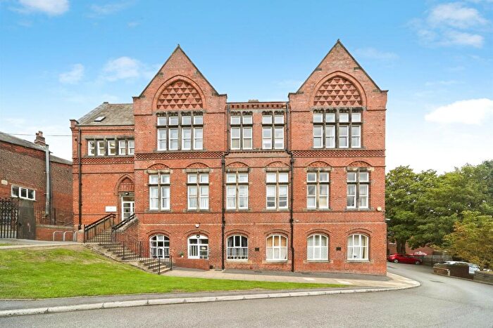 2 Bedroom Flat For Sale In Forster Mews, Lower Wortley, Leeds, LS12