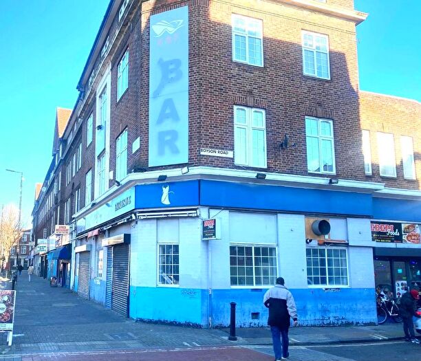 1 Bedroom Flat To Rent In Flat, - Camberwell Road, London, SE5