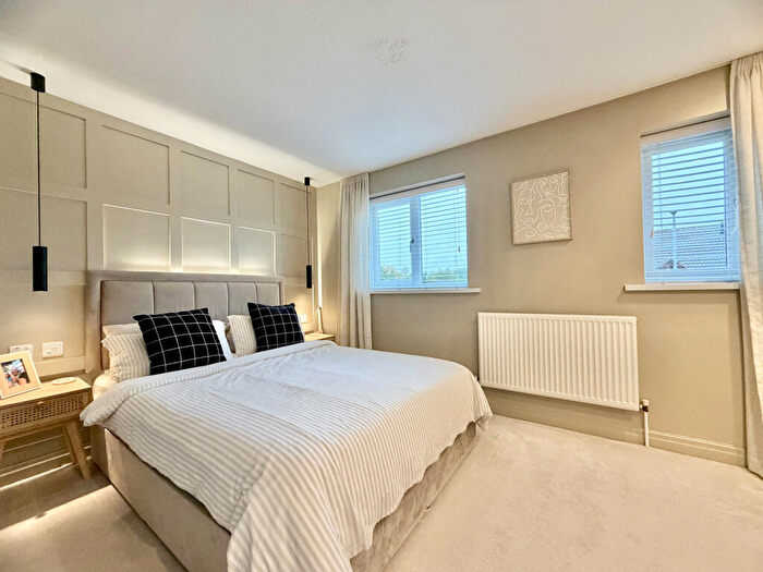 2 Bedroom Terraced House For Sale In Cromwell Rise, Kippax, LS25