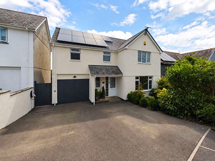 4 Bedroom Detached House For Sale In St. Andrews Close, Sutcombe, EX22