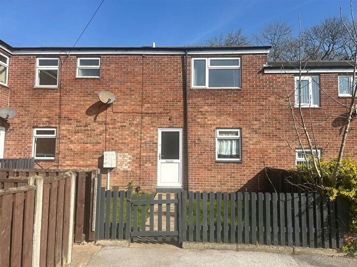 4 Bedroom Terraced House To Rent In Gifford Close, Bransholme, Hull, HU7