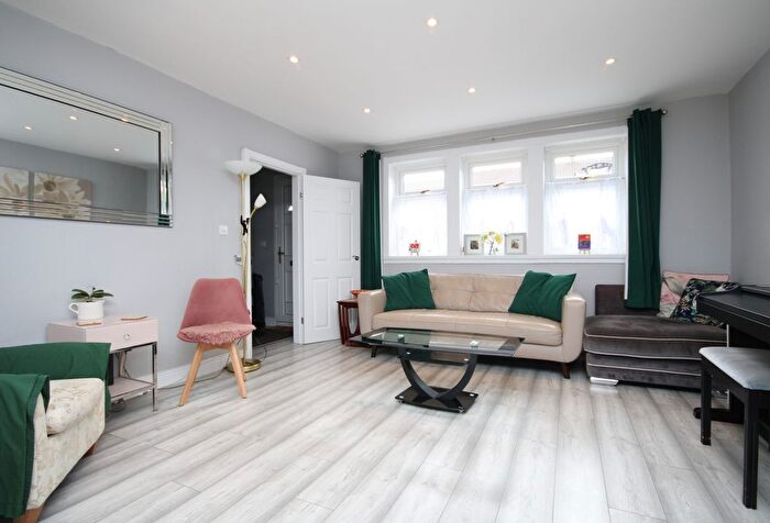 3 Bedroom Terraced House To Rent In Fulford Grove, South Oxhey, WD19