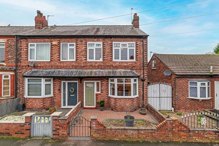 3 Bedroom End Terrace House For Sale In Mayfield Road, Grappenhall, WA4